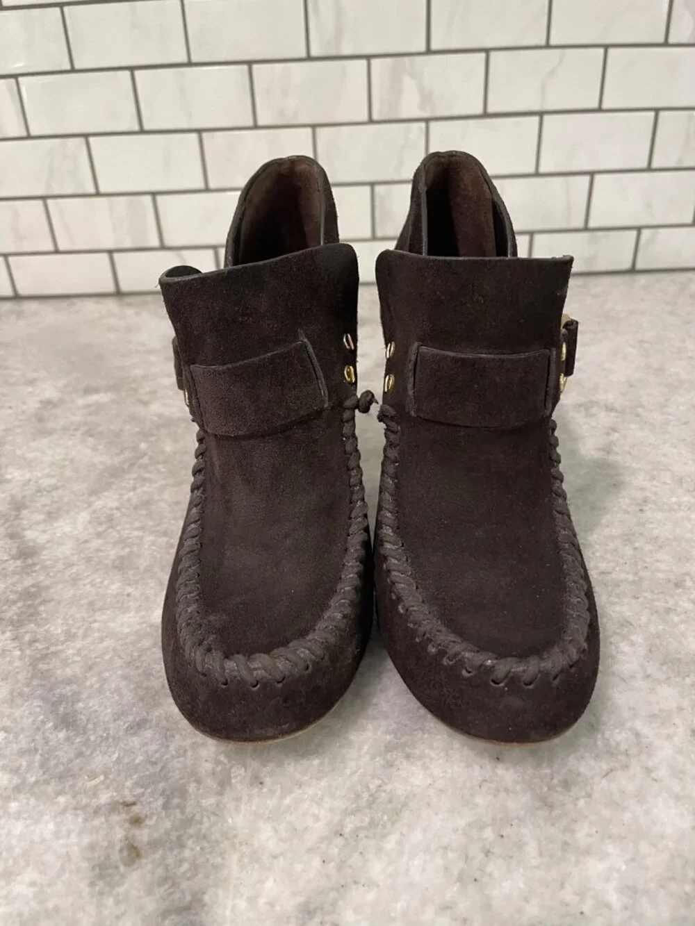 Tory Burch very good